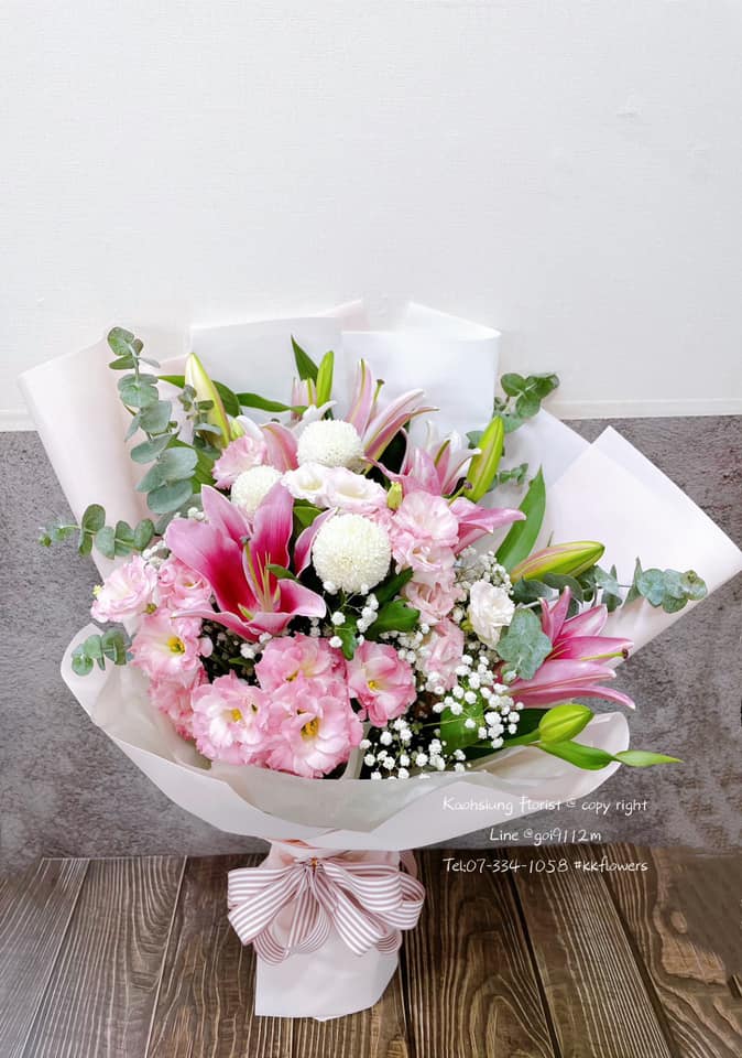 Lily bouquet - Blush Harmony