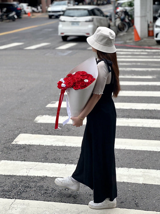 玫瑰花束 - 戀夏甜筒