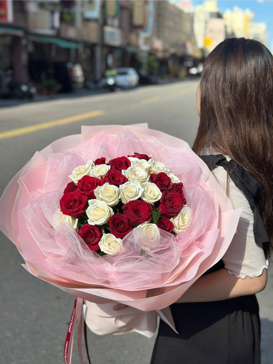 30朵玫瑰 - 心繫輕紗