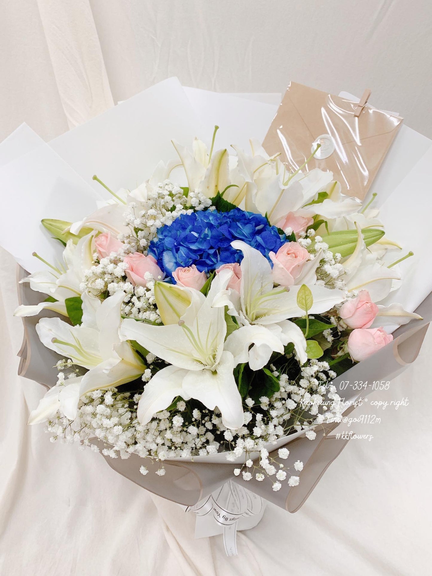 百合花束 - 天堂的擁抱