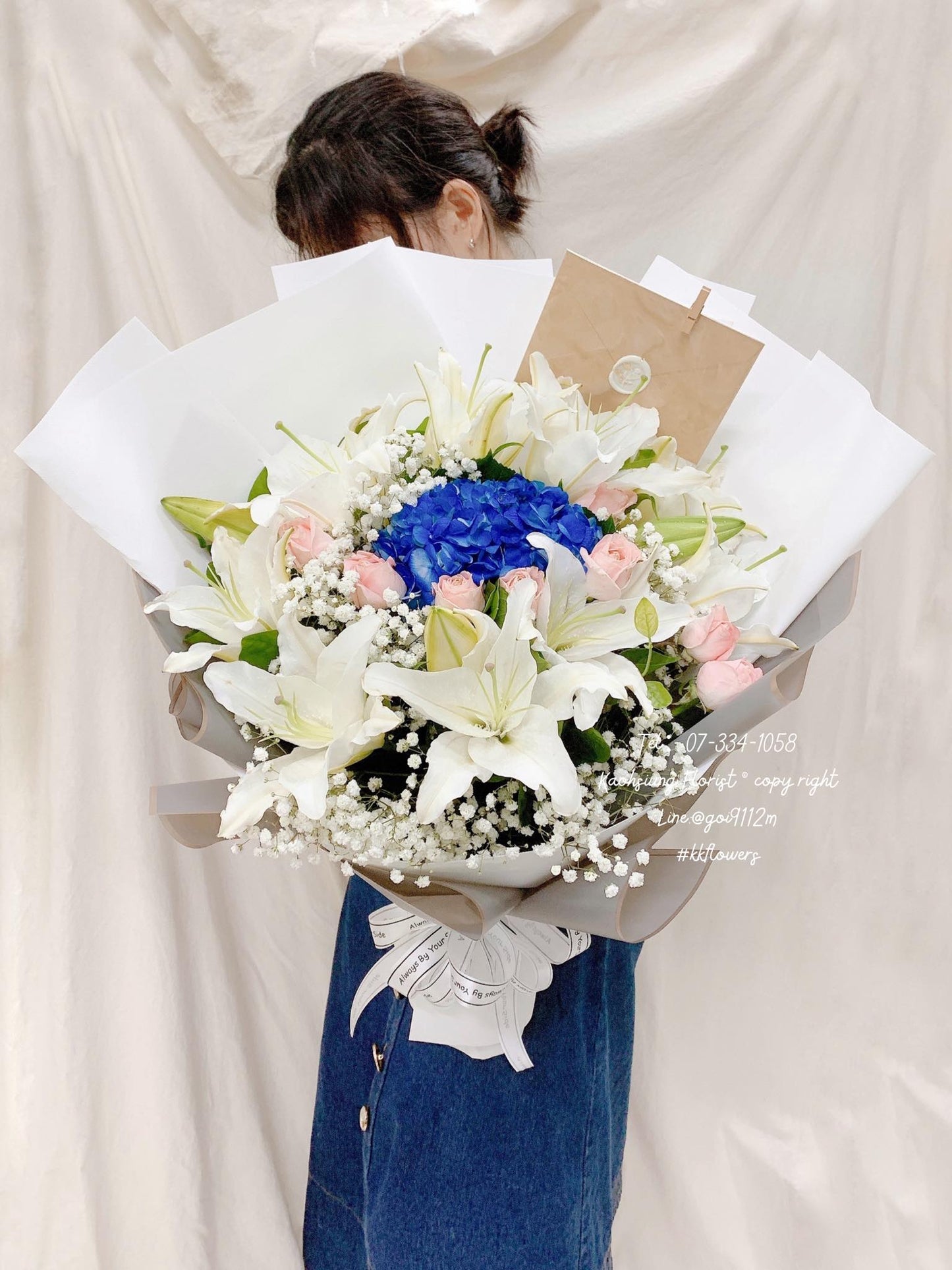 百合花束 - 天堂的擁抱