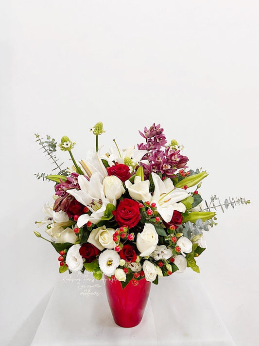 Flower Arrangement - Radiance in Bloom