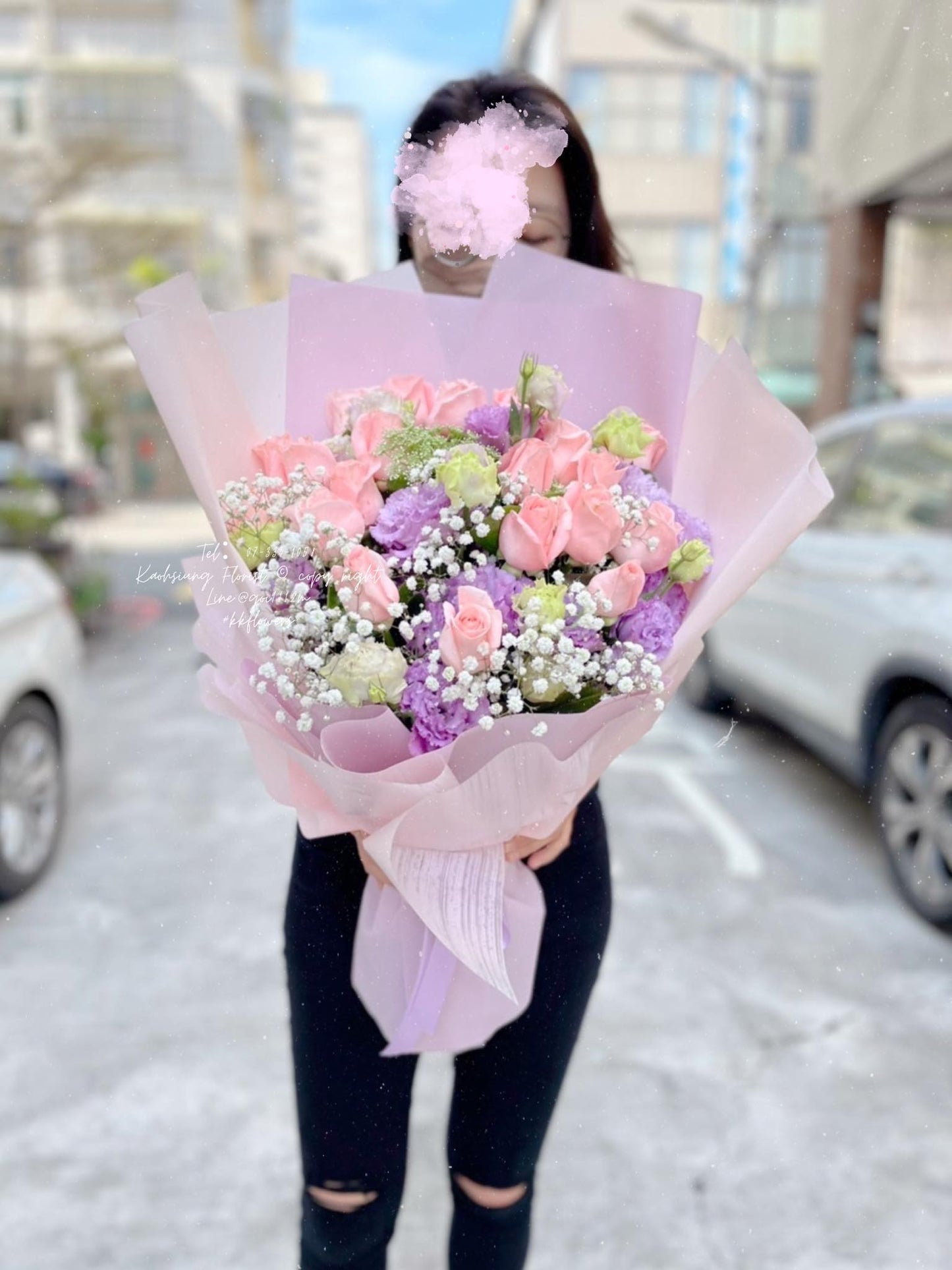 20 Roses – Warm Embrace