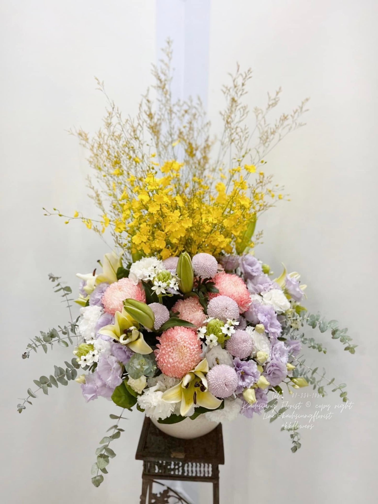 Flower Arrangement - Joy of Harvest