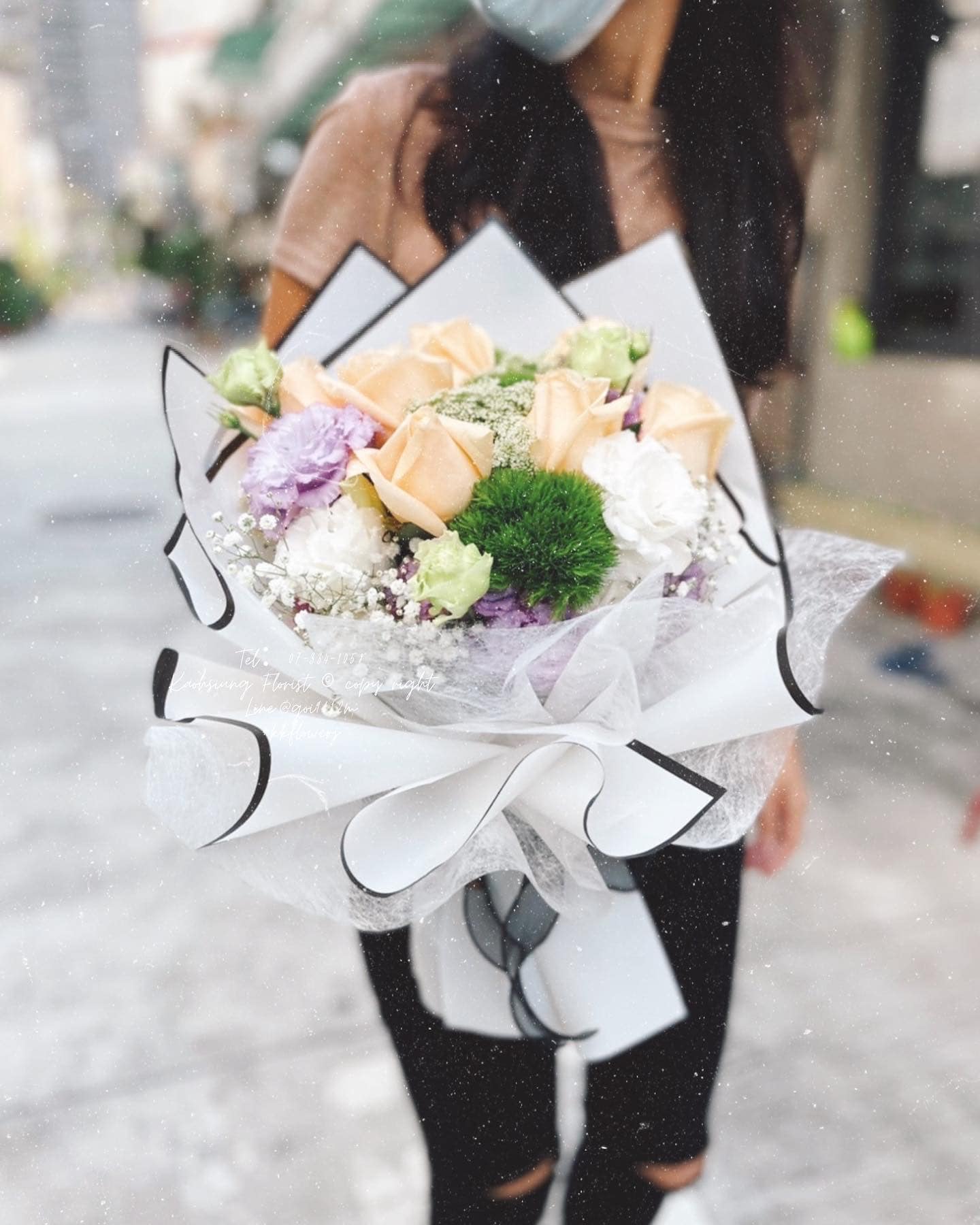 9 Roses – Spring Blessing