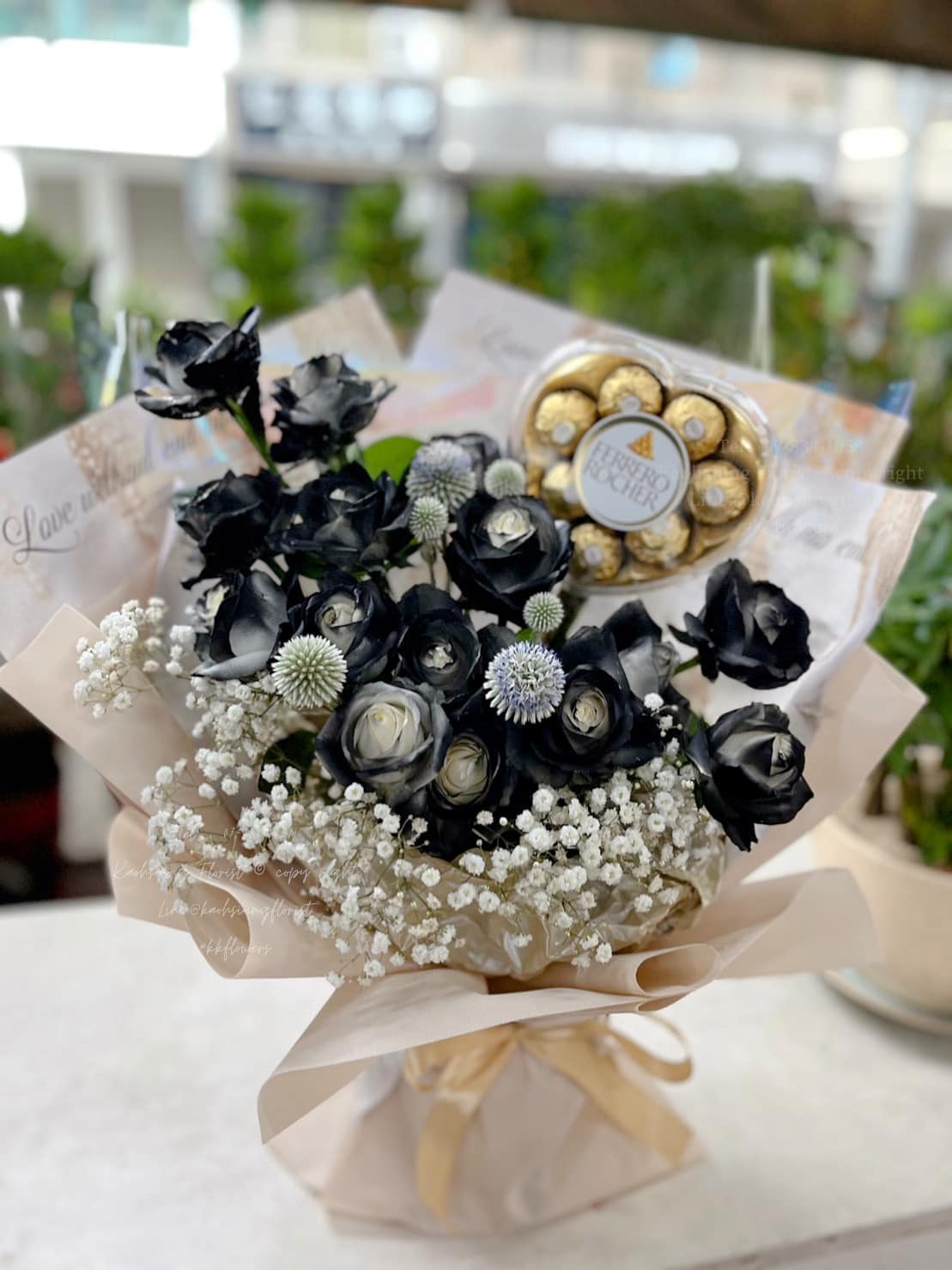 15 Roses – Midnight Whispers