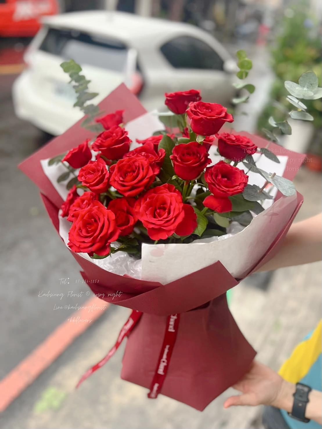 20 Roses – Warm Whispers