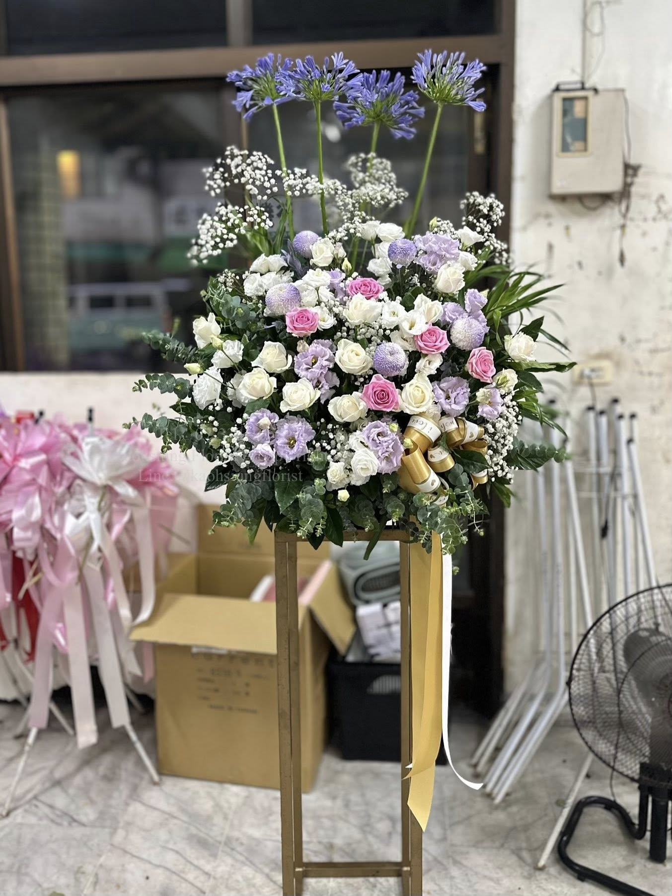 藝術花籃 - 紫白色