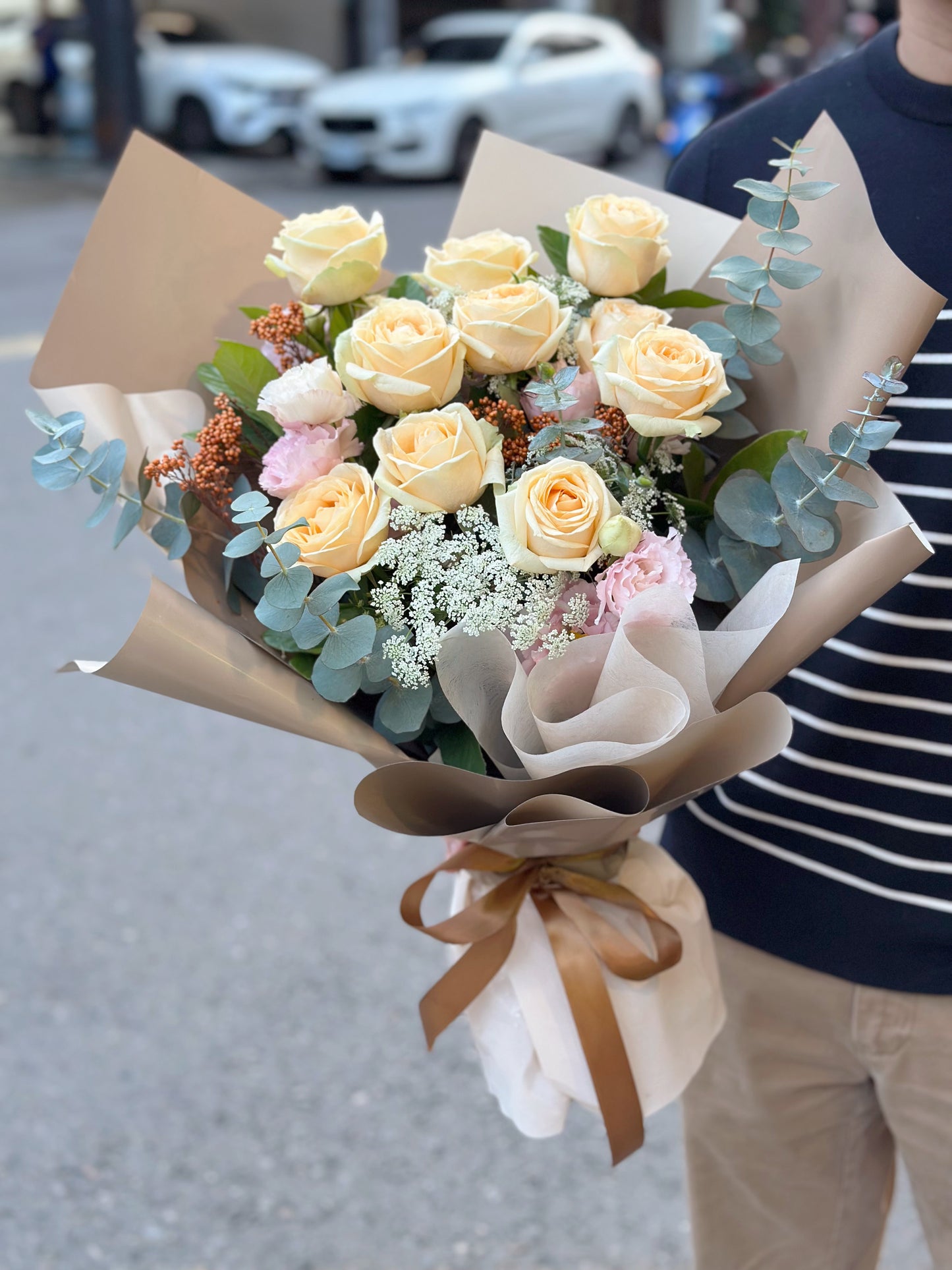 11 Roses - Forever in Champagne Hues