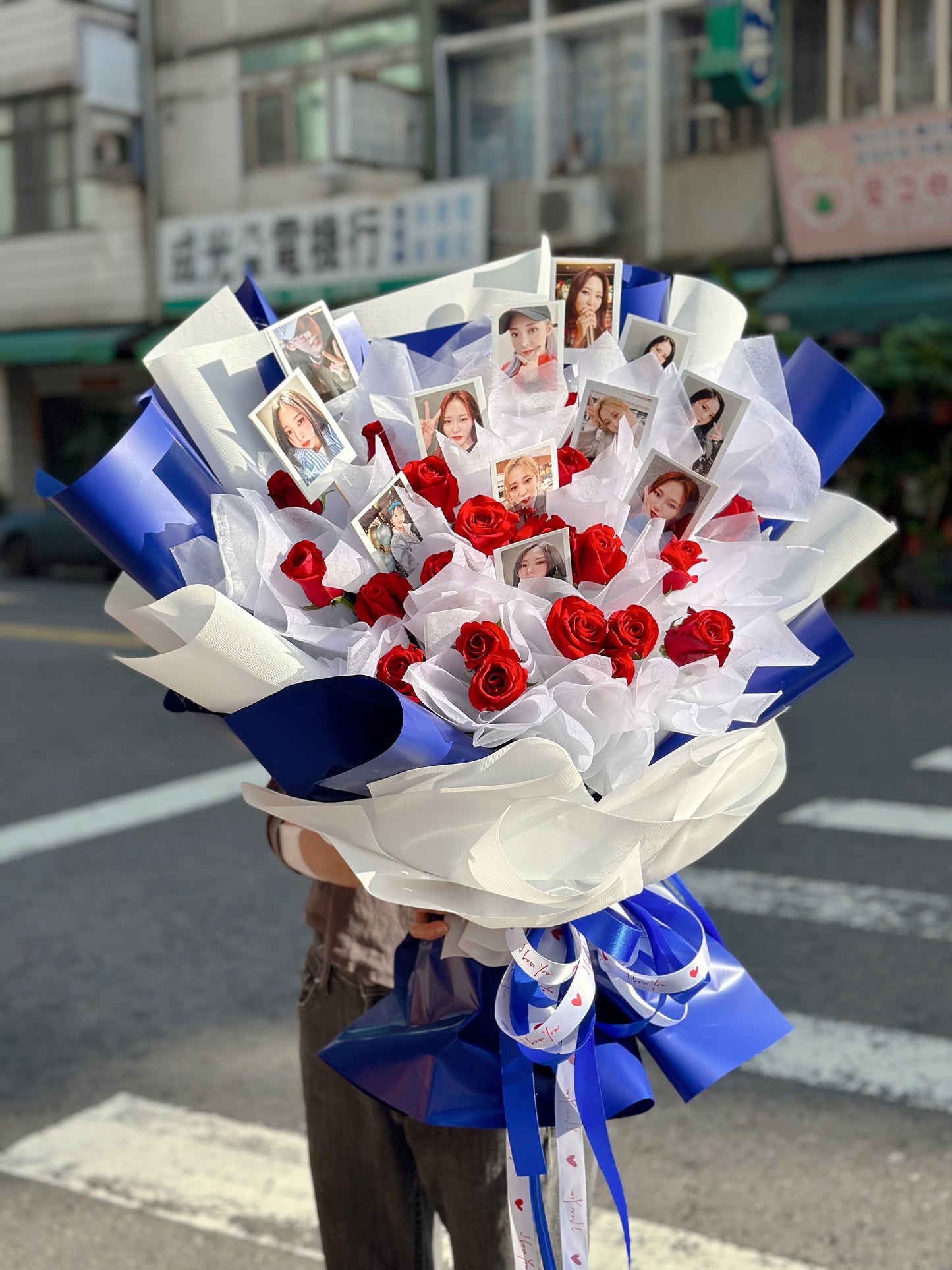 Customized flower gift - Photo Card Bouquet