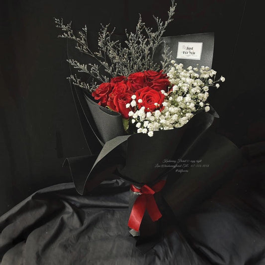 Roses bouquet - Night’s Serenade