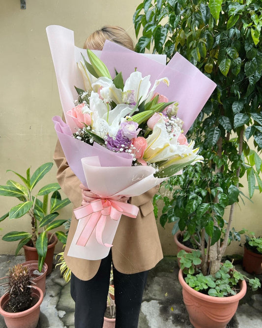 百合花束 - 棉花糖夢