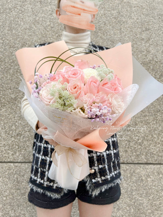 Roses bouquet - Pink Blossom Feast