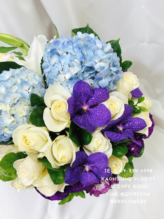 Flower Arrangement - Moonlit Flowers