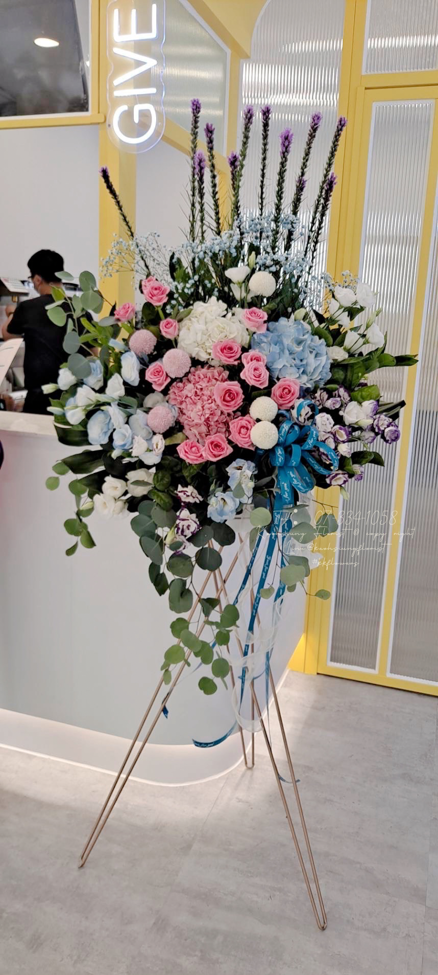 藝術花籃 - 粉藍色