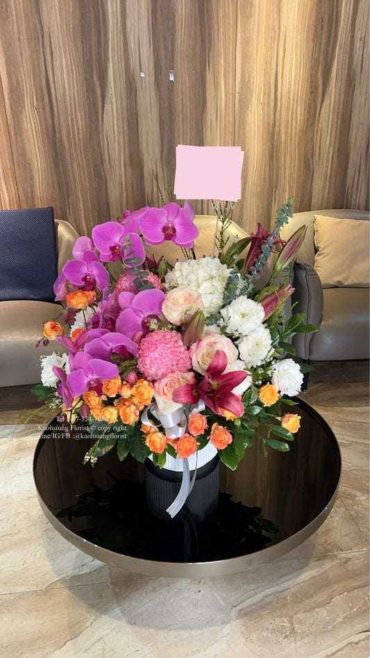 Flower Arrangement – Prosperity in Bloom