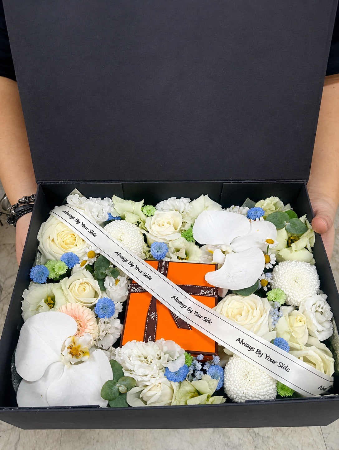 Customized flower gift
