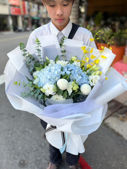 Customized flower gift - Hydrangea Bouquet