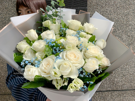 Roses bouquet - Youthful Petals